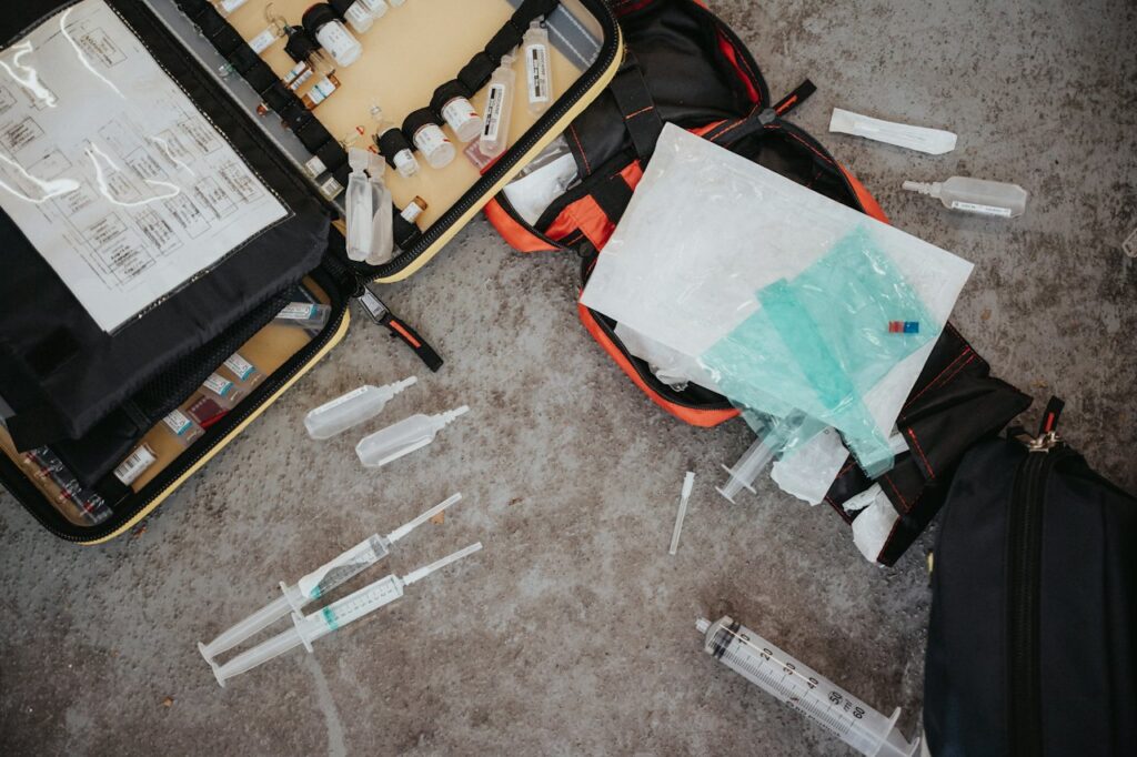 Compact Emergency Crash Cart